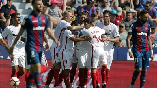 El Sevilla celebra un gol ante el Levante El Sevilla celebra un gol ante el Levante