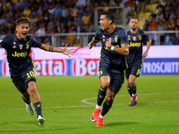Cristiano celebra el primer gol de la Juventus Cristiano celebra el primer gol de la Juventus