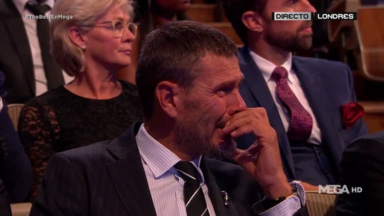 Las lágrimas de Boban durante el discurso de Modric: "Fue mi ídolo y mi inspiración" Las lágrimas de Boban durante el discurso de Modric: "Fue mi ídolo y mi inspiración"