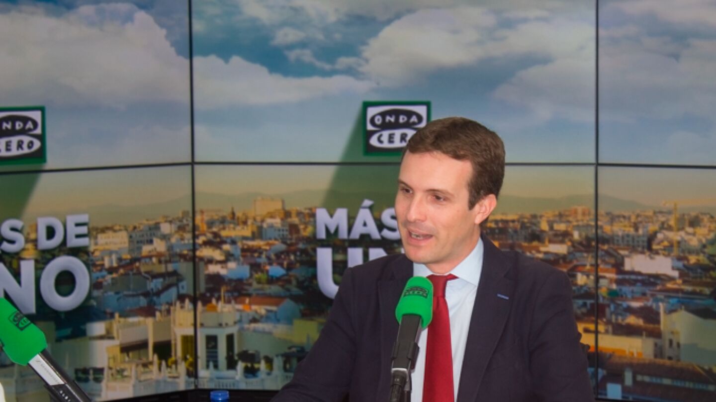 Pablo Casado durante su entrevista con Carlos Alsina en Onda Cero