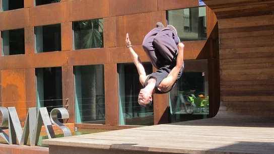 Un joven haciendo 'parkour' (Archivo) Un joven haciendo 'parkour' (Archivo)