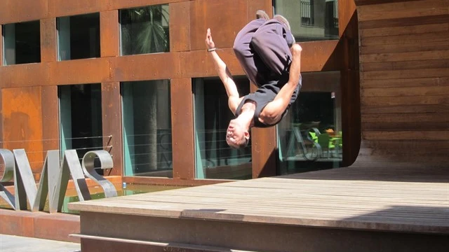 Un joven haciendo 'parkour' (Archivo)