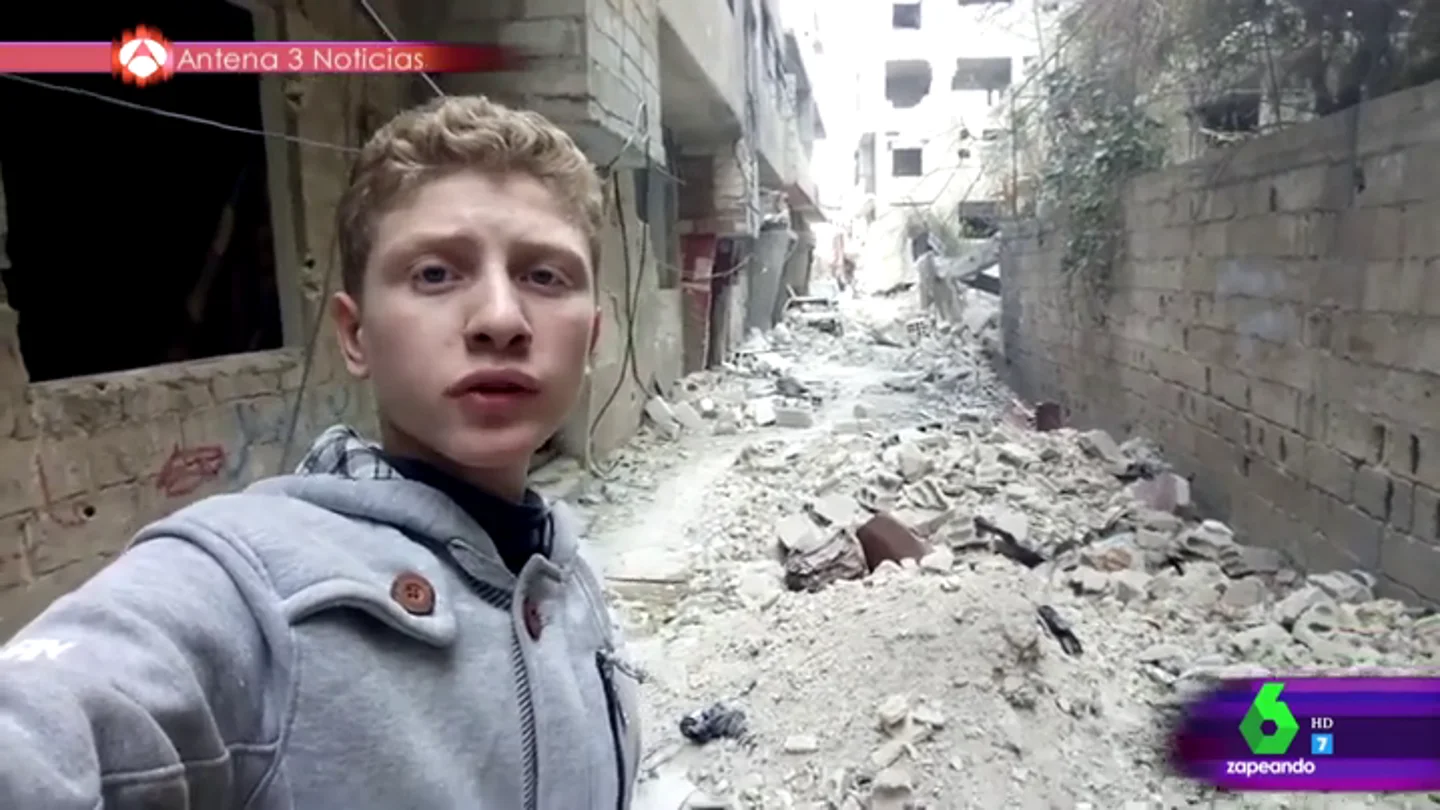 Mohamed Najem documenta la guerra en Siria con su móvil Mohamed Najem documenta la guerra en Siria con su móvil