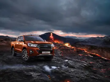 Toyota Hilux Legend  Toyota Hilux Legend