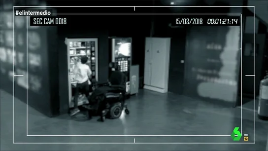 El día que 'Intermedio Confidencial' destapó toda la verdad sobre Echenique: sí, puede andar (ojo, es una parodia) El día que 'Intermedio Confidencial' destapó toda la verdad sobre Echenique: sí, puede andar (ojo, es una parodia)