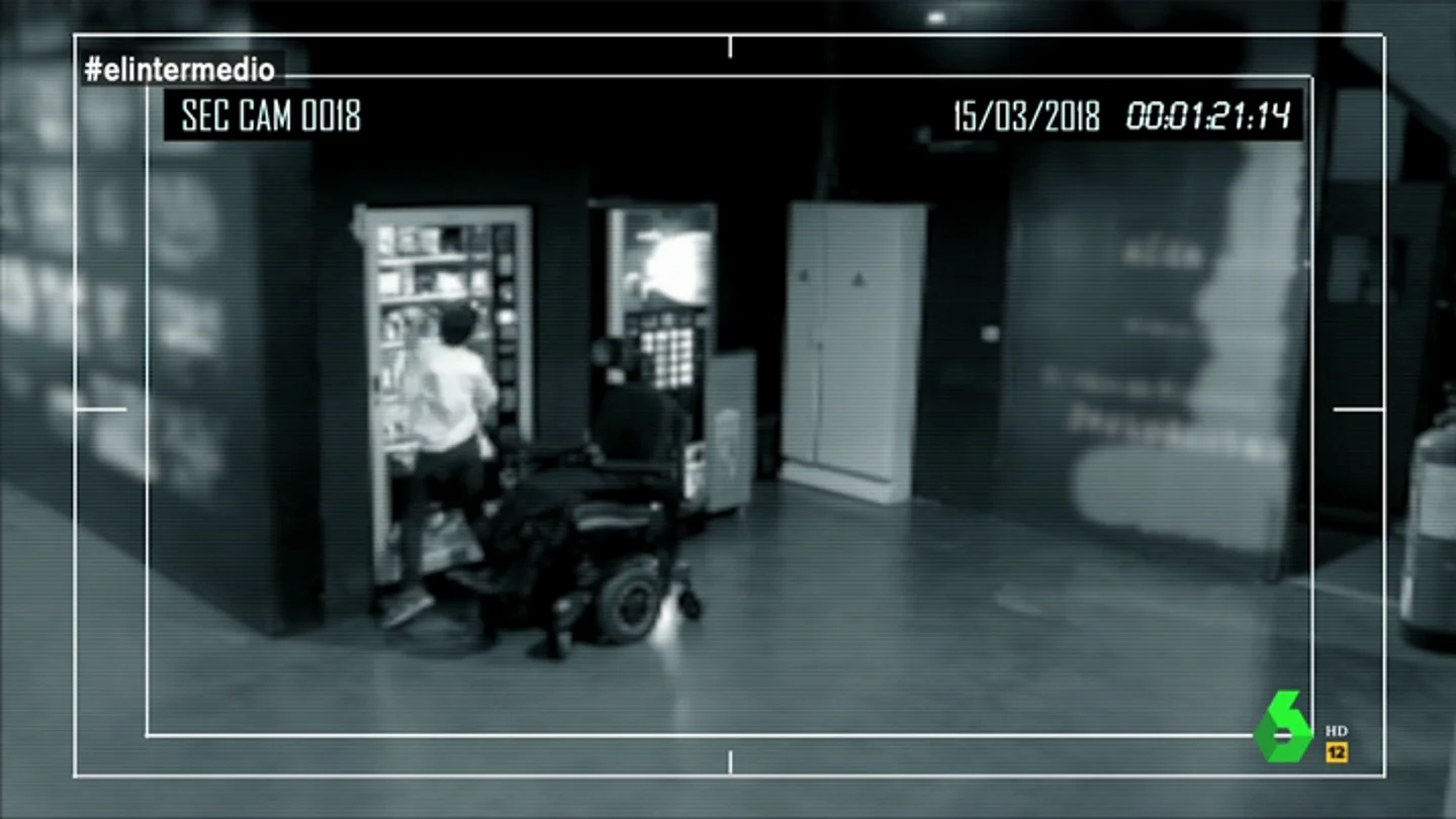 El día que 'Intermedio Confidencial' destapó toda la verdad sobre Echenique: sí, puede andar (ojo, es una parodia) El día que 'Intermedio Confidencial' destapó toda la verdad sobre Echenique: sí, puede andar (ojo, es una parodia)