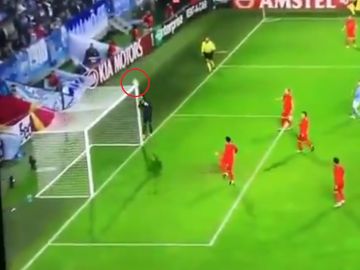 La última 'cantada' de Karius La última 'cantada' de Karius
