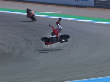 Jorge Lorenzo, en el momento de su ca&iacute;da en Tailandia