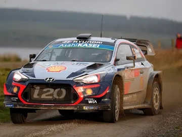 Ott Tänak da un golpe al Mundial Ott Tänak da un golpe al Mundial