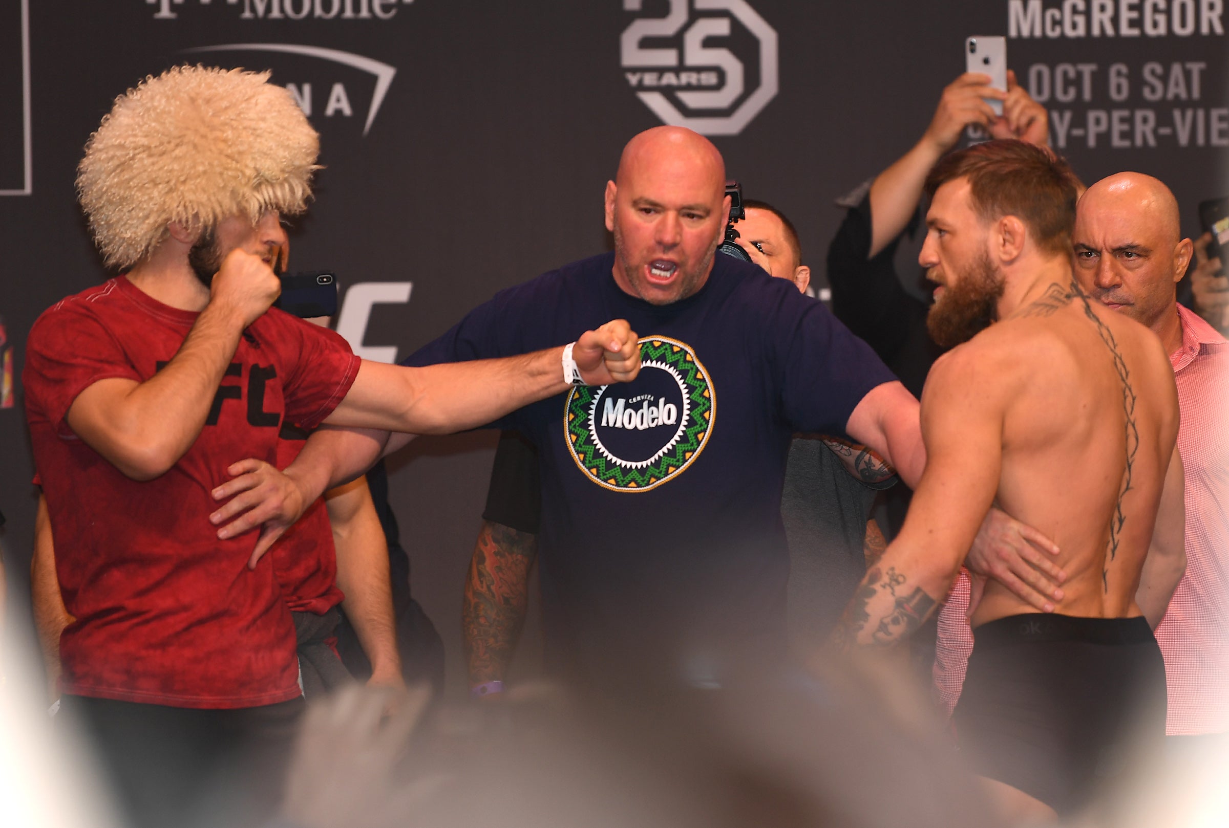 El pesaje más tenso que se recuerda: McGregor y Khabib casi llegan a las  manos