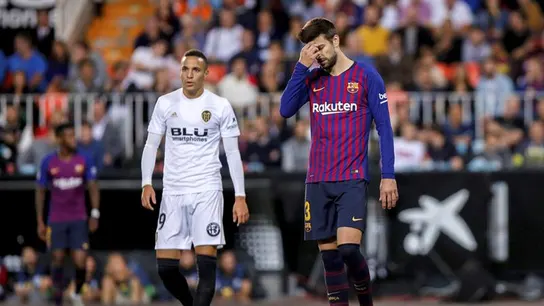 Gerard Piqué durante el partido ante el Valencia Gerard Piqué durante el partido ante el Valencia