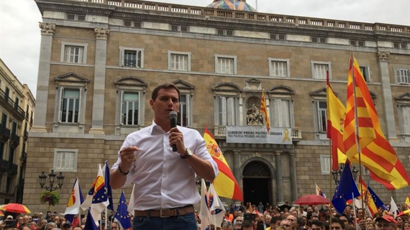 Albert Rivera en la manifestaci&oacute;n de Barcelona