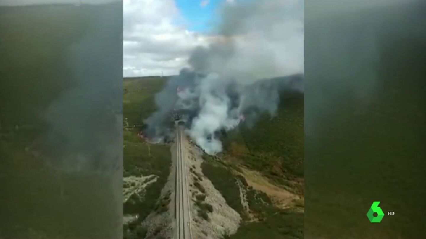 Estabilizado un incendio en A Gudi&ntilde;a tras calcinar 35 hect&aacute;reas