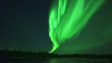 Las auroras boreales que cambian de forma y color en Finlandia