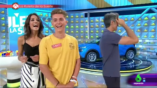 Un joven confiesa en directo que tiene dos novias: "Sara y María, espero que no lo veáis, sino estoy acabado" Un joven confiesa en directo que tiene dos novias: "Sara y María, espero que no lo veáis, sino estoy acabado"