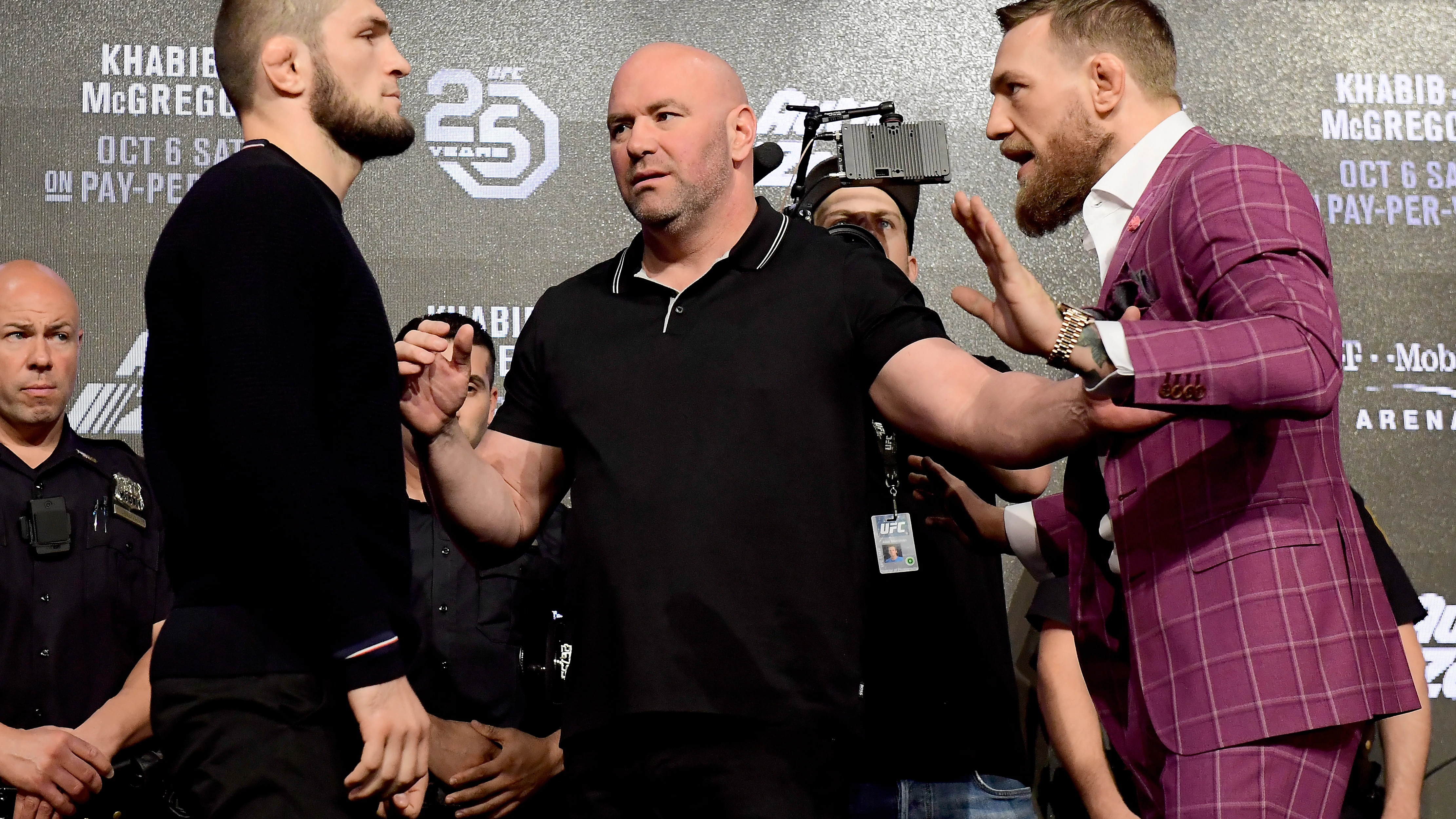 Khabib y McGregor, en un acto de la UFC