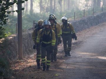 Las brigadas forestales en el incendio de Mondariz Las brigadas forestales en el incendio de Mondariz