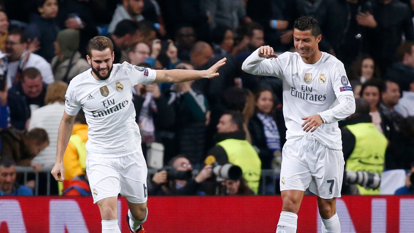 Nacho celebra un gol con Cristiano Ronaldo