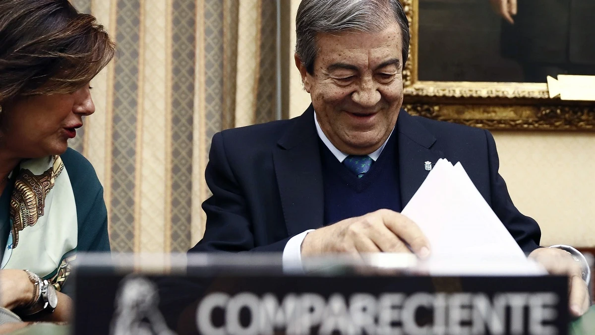 Francisco Álvarez Cascos durante la comisión de investigación en el Congreso por la financiación ilegal del PP