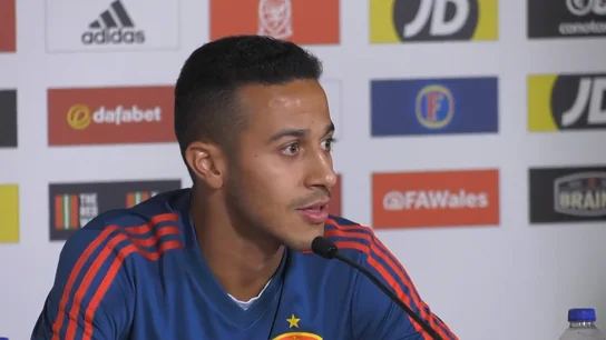 Thiago comparece ante los medios de comunicación Thiago comparece ante los medios de comunicación