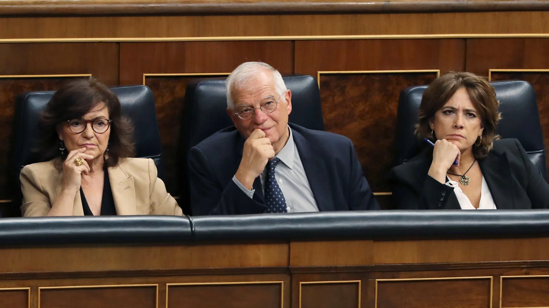La vicepresidenta Carmen Calvo, el ministro de Asuntos Exteriores Josep Borrell, y la ministra de Justicia Dolores Delgado