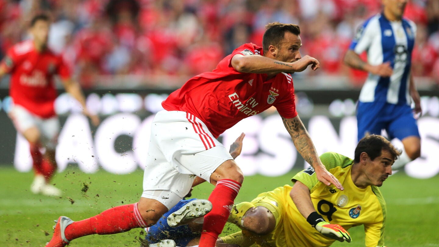 Partido benfica vs oporto de la liga portuguesa