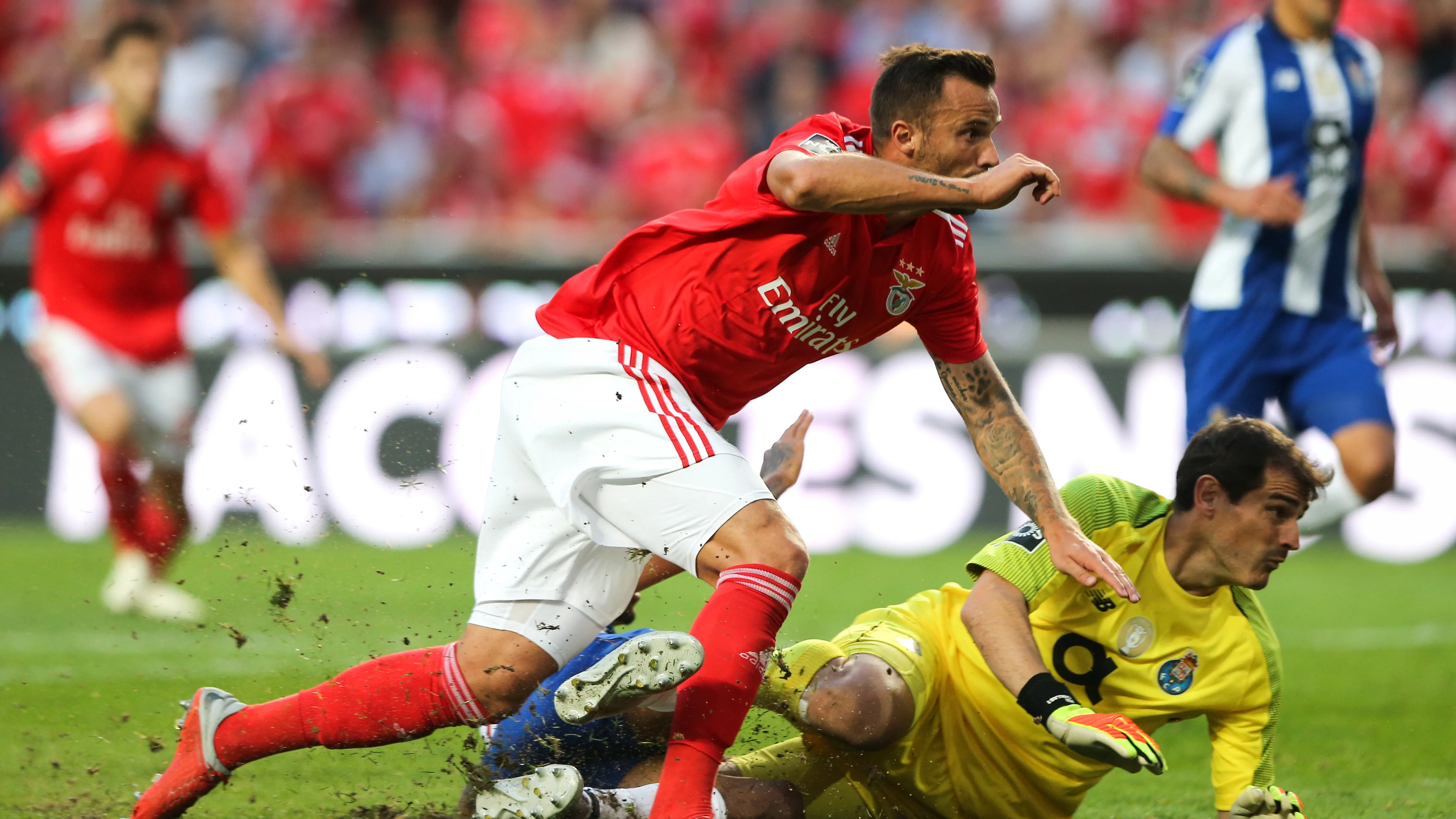 Partido benfica vs oporto de la liga portuguesa