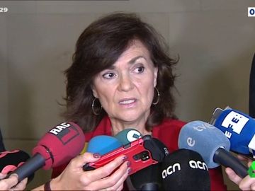 El "frívolo parecido" que le saca Alfonso Arús a Carmen Calvo El "frívolo parecido" que le saca Alfonso Arús a Carmen Calvo