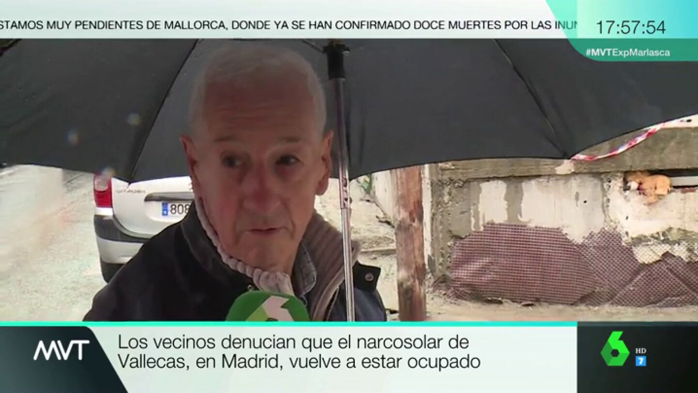 Crece la indignaci&oacute;n de los vecinos del 'narcosolar' en Vallecas: "No quiero que eso est&eacute; en el barrio. Estamos hasta las narices"