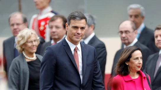Imagen de Pedro Sánchez en el desfile de la Fiesta Nacional Imagen de Pedro Sánchez en el desfile de la Fiesta Nacional
