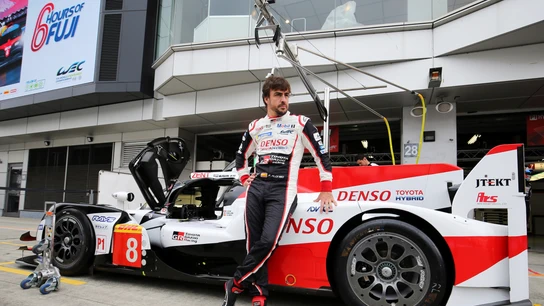 Fernando Alonso se prepara para competir en las 6 Horas de Fuji Fernando Alonso se prepara para competir en las 6 Horas de Fuji