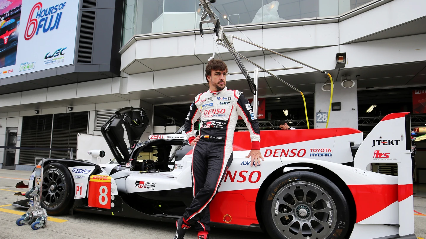 Fernando Alonso se prepara para competir en las 6 Horas de Fuji Fernando Alonso se prepara para competir en las 6 Horas de Fuji