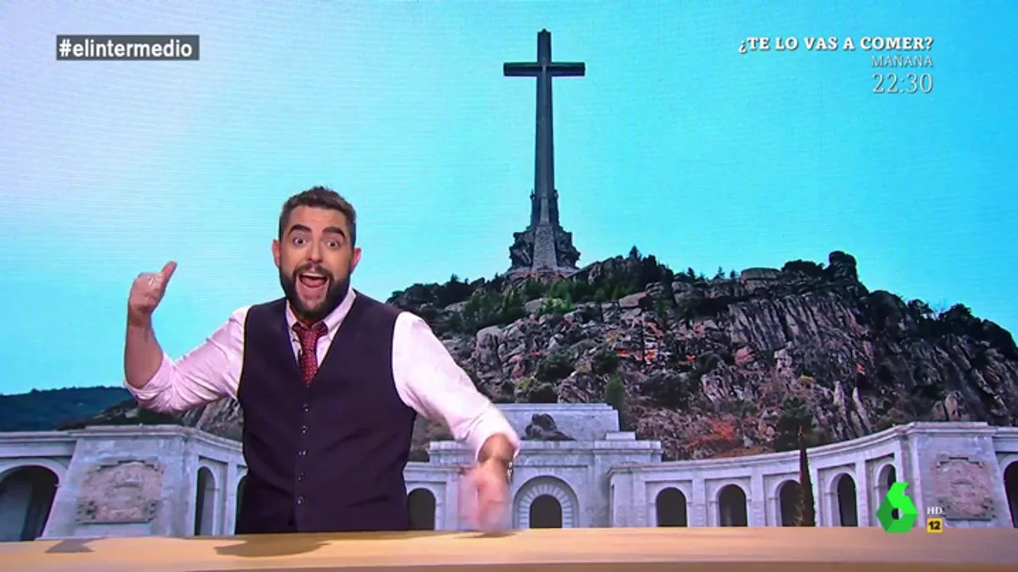 Dani Mateo, a punto de 'liarla' de nuevo con un chiste sobre el Valle de los Caídos: "Cuidadito con lo que dices, no quiero dormir en la cárcel" Dani Mateo, a punto de 'liarla' de nuevo con un chiste sobre el Valle de los Caídos: "Cuidadito con lo que dices, no quiero dormir en la cárcel"
