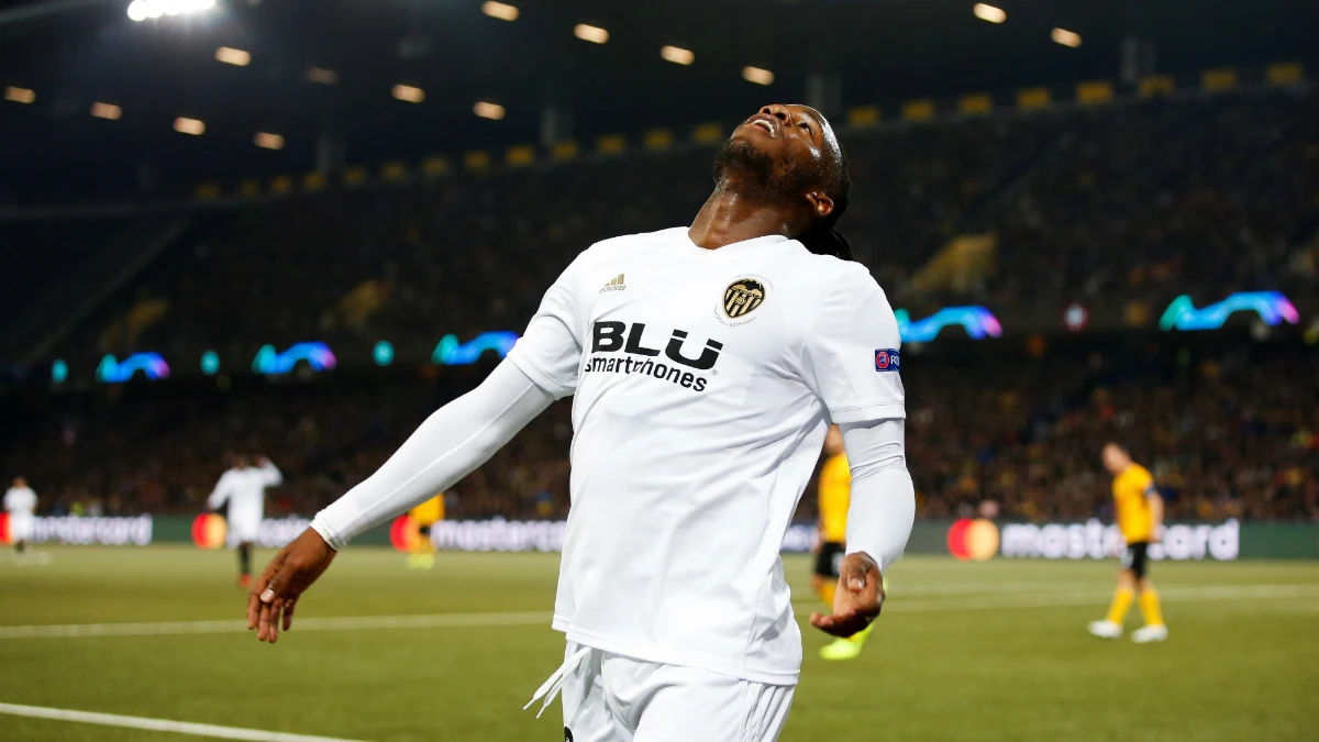 Batshuayi, ante el Young Boys