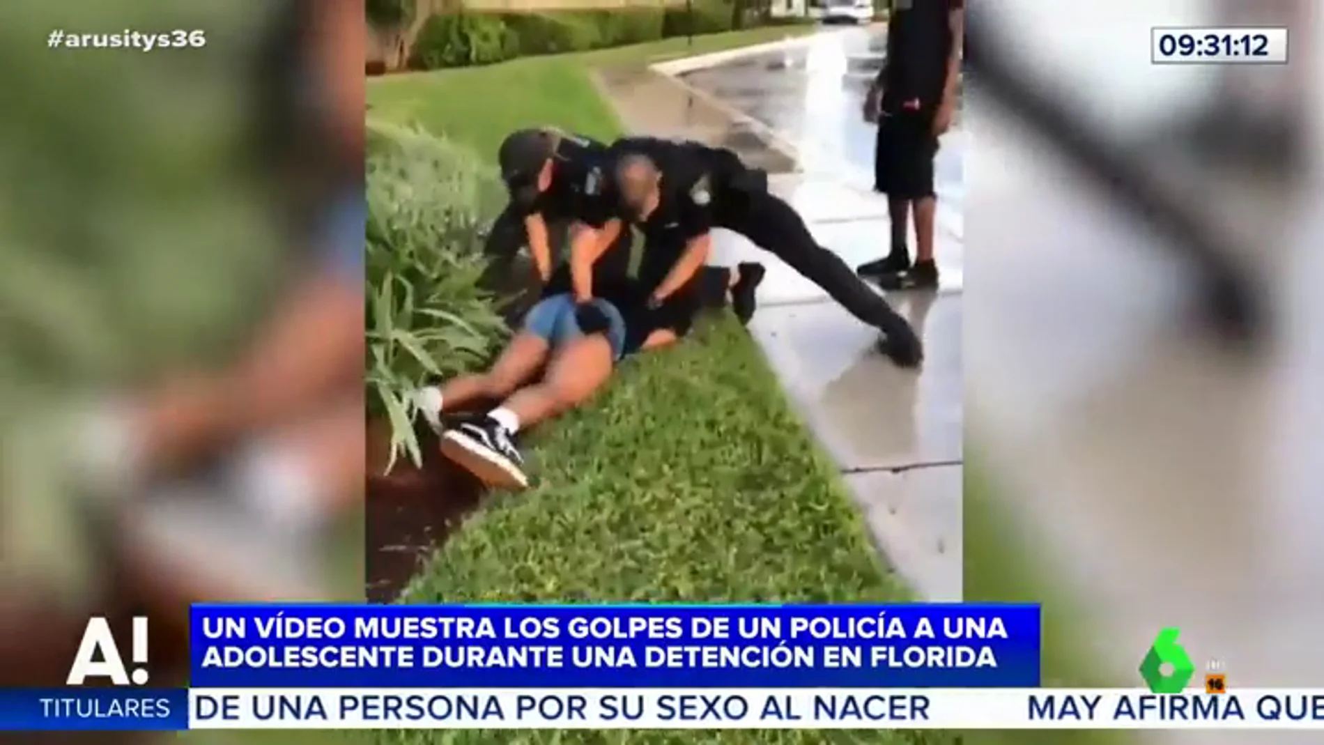 Dos policías reducen a golpes a una adolescente durante una detención en Florida