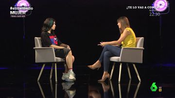La historia de Nadya Tolokonnikova, activista de Pussy Riot: "Estábamos 16 horas en un campo de trabajo sin agua caliente ni a comida normal"