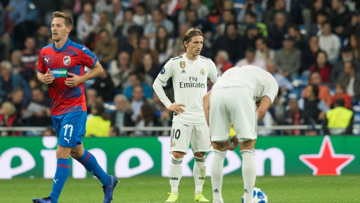 Modric, con cara de circunstancias