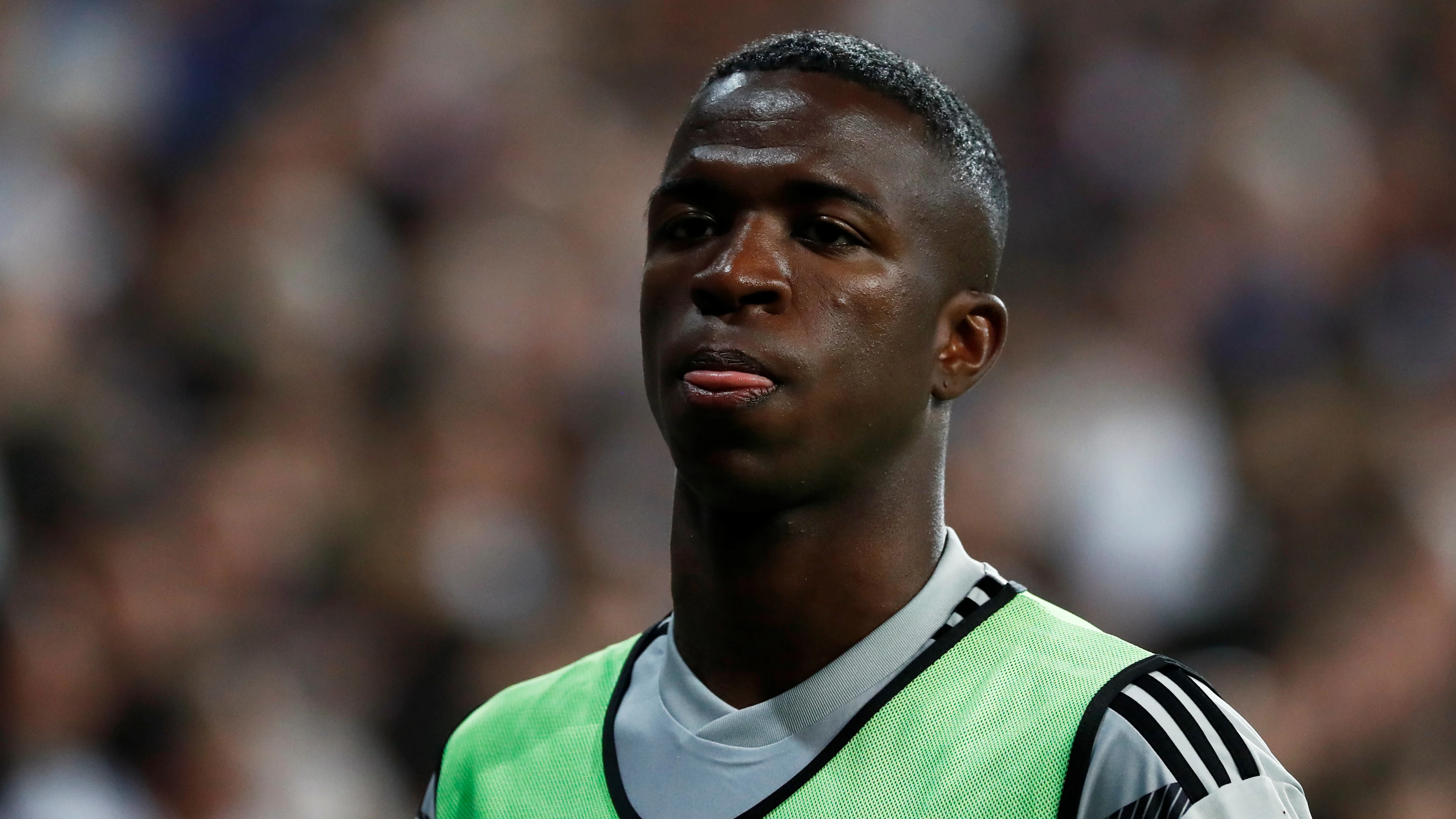 Vinicius, antes de un partido del Real Madrid