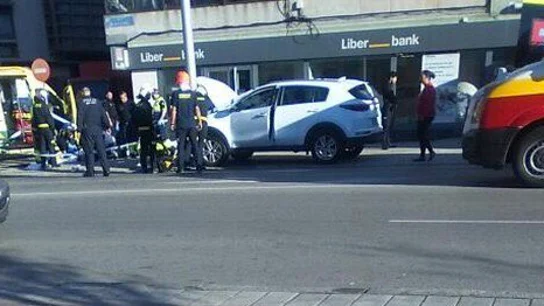 Un hombre de 60 años ha muerto y otras tres personas están heridas tras ser atropelladas Un hombre de 60 años ha muerto y otras tres personas están heridas tras ser atropelladas