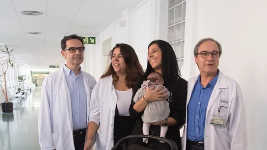 La mujer con menopausia precoz que ha tenido un hijo La mujer con menopausia precoz que ha tenido un hijo