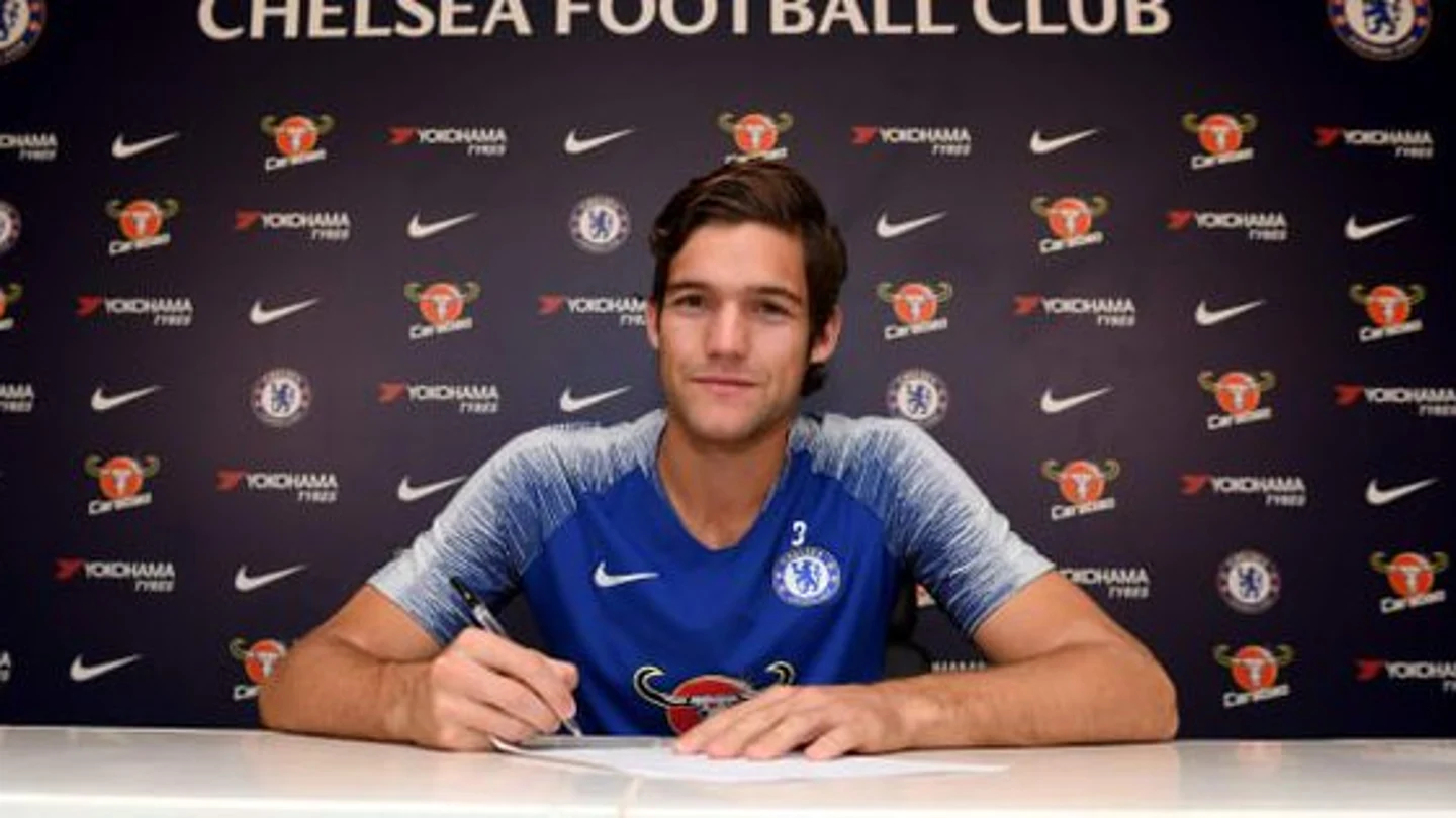 Marcos Alonso renueva con el Chelsea hasta 2023 Marcos Alonso renueva con el Chelsea hasta 2023