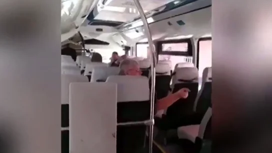 Lamentable episodio racista en un autobús de Gran Canaria Lamentable episodio racista en un autobús de Gran Canaria