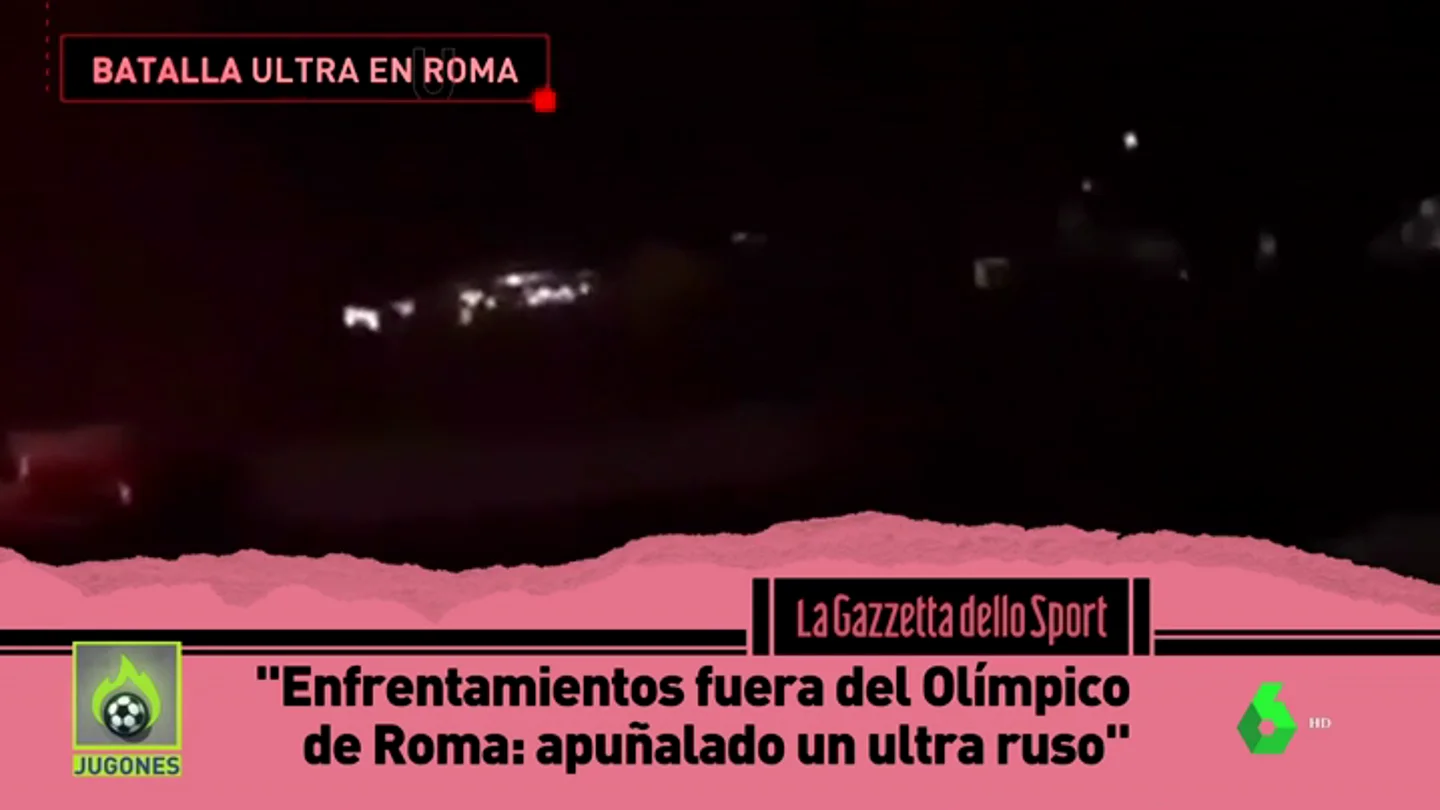 Así fue la batalla entre ultras de la Roma y el CSKA en los exteriores del Olímpico con un ultra ruso apuñalado Así fue la batalla entre ultras de la Roma y el CSKA en los exteriores del Olímpico con un ultra ruso apuñalado