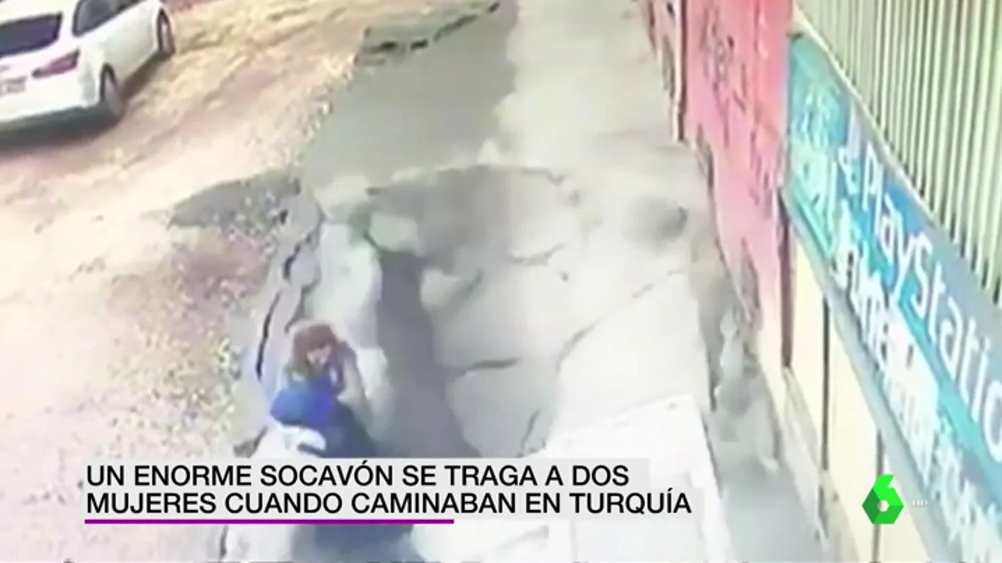 Socavón en Turquía Socavón en Turquía