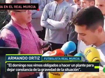 Los jugadores del Murcia llevan tres meses sin cobrar Los jugadores del Murcia llevan tres meses sin cobrar