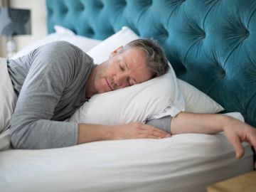 Imagen de una persona durmiendo Imagen de una persona durmiendo