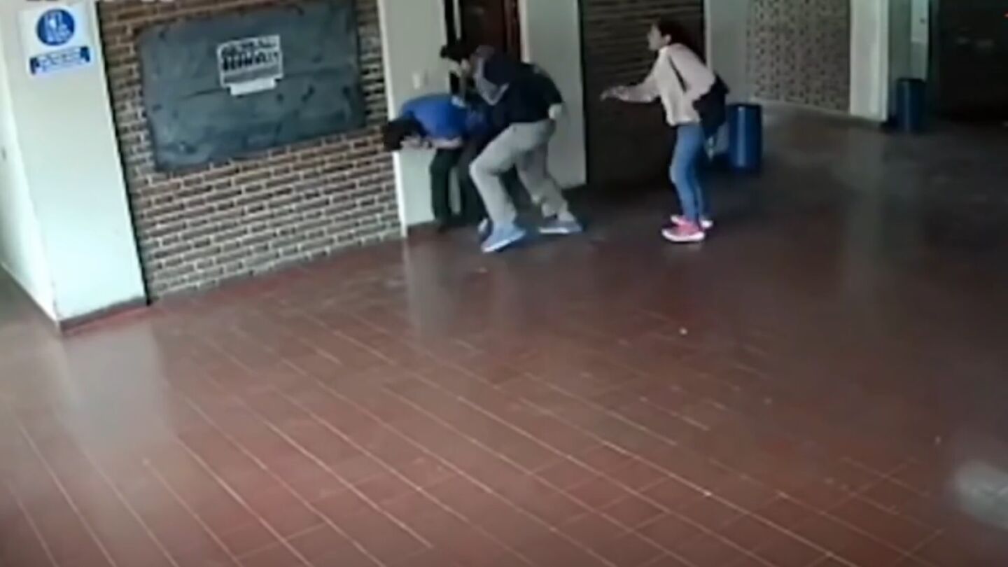 Agresi&oacute;n de un padre a un profesor que abus&oacute; de su hija