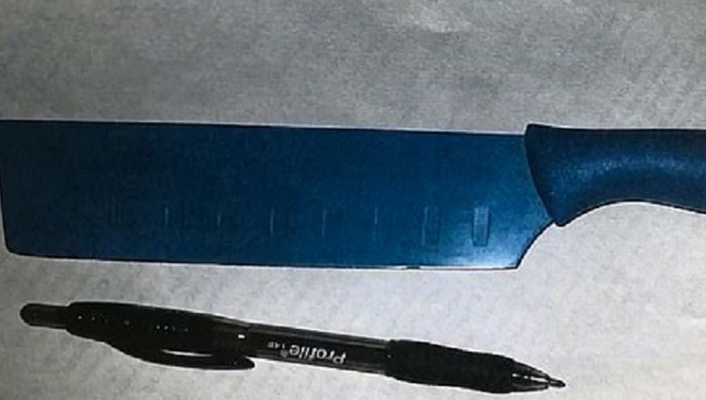 Imagen de un cuchillo con el que las menores planeaban matar a sus compañeros