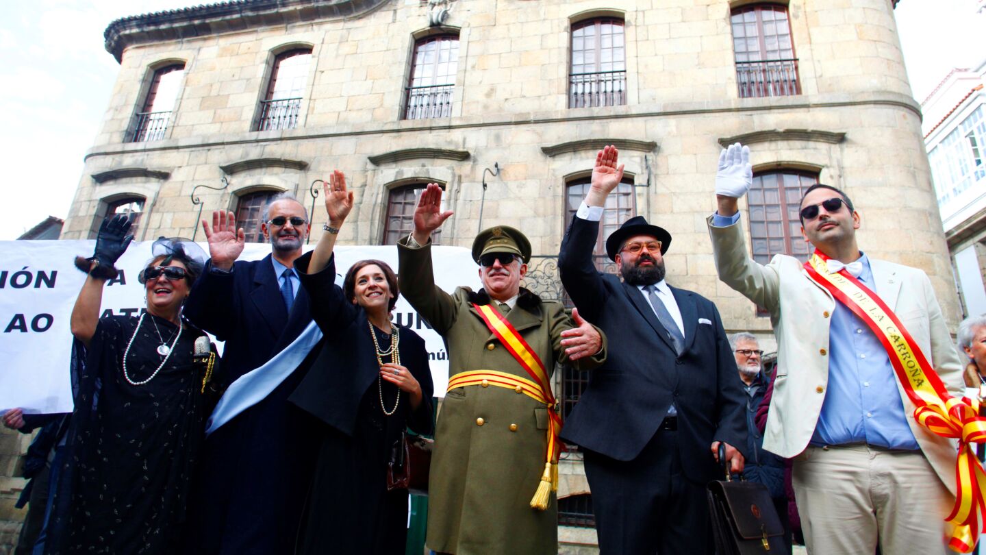 Una marcha ciudadana ha discurrido hoy por las calles de A Coru&ntilde;a