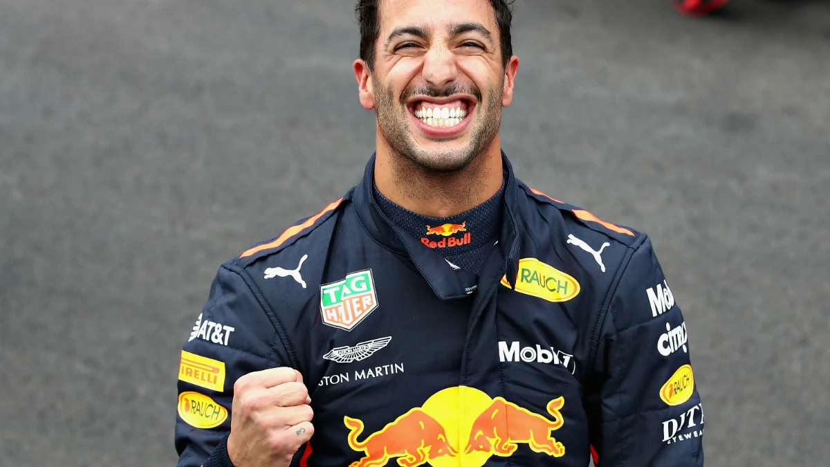 Daniel Ricciardo celebra la pole en el GP de México